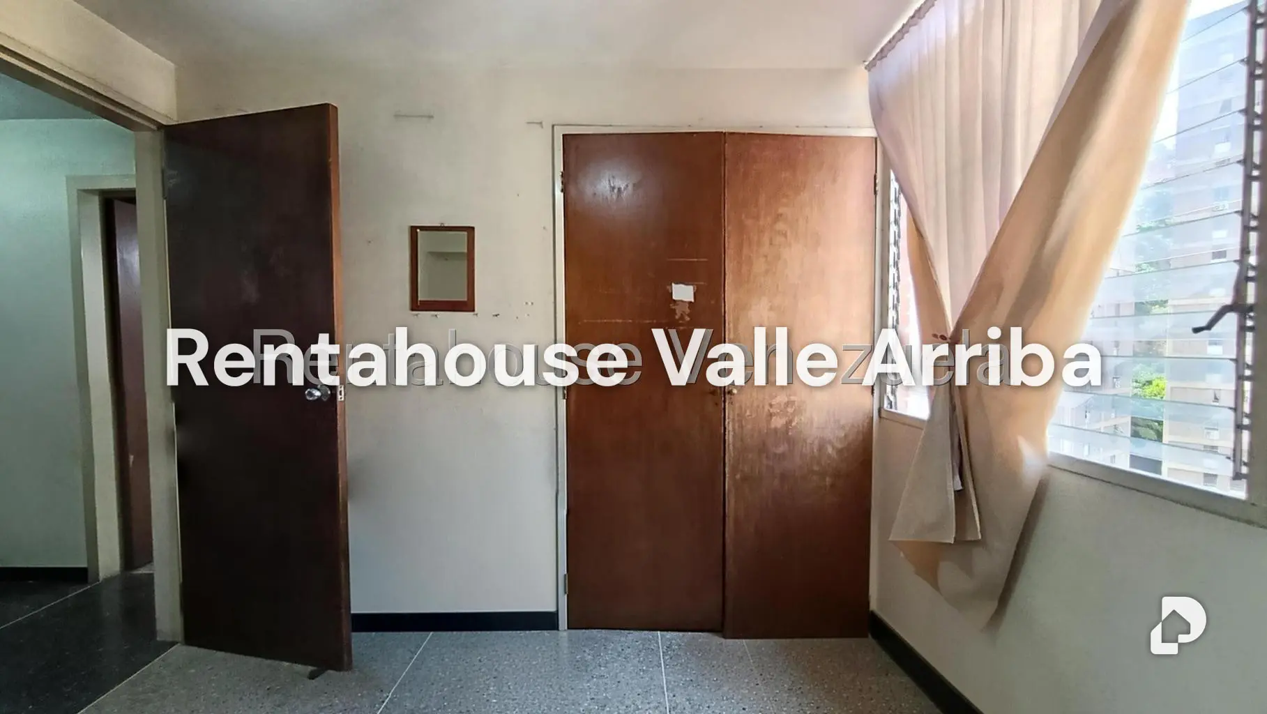 Apartamento en El Paraíso, Caracas – 25