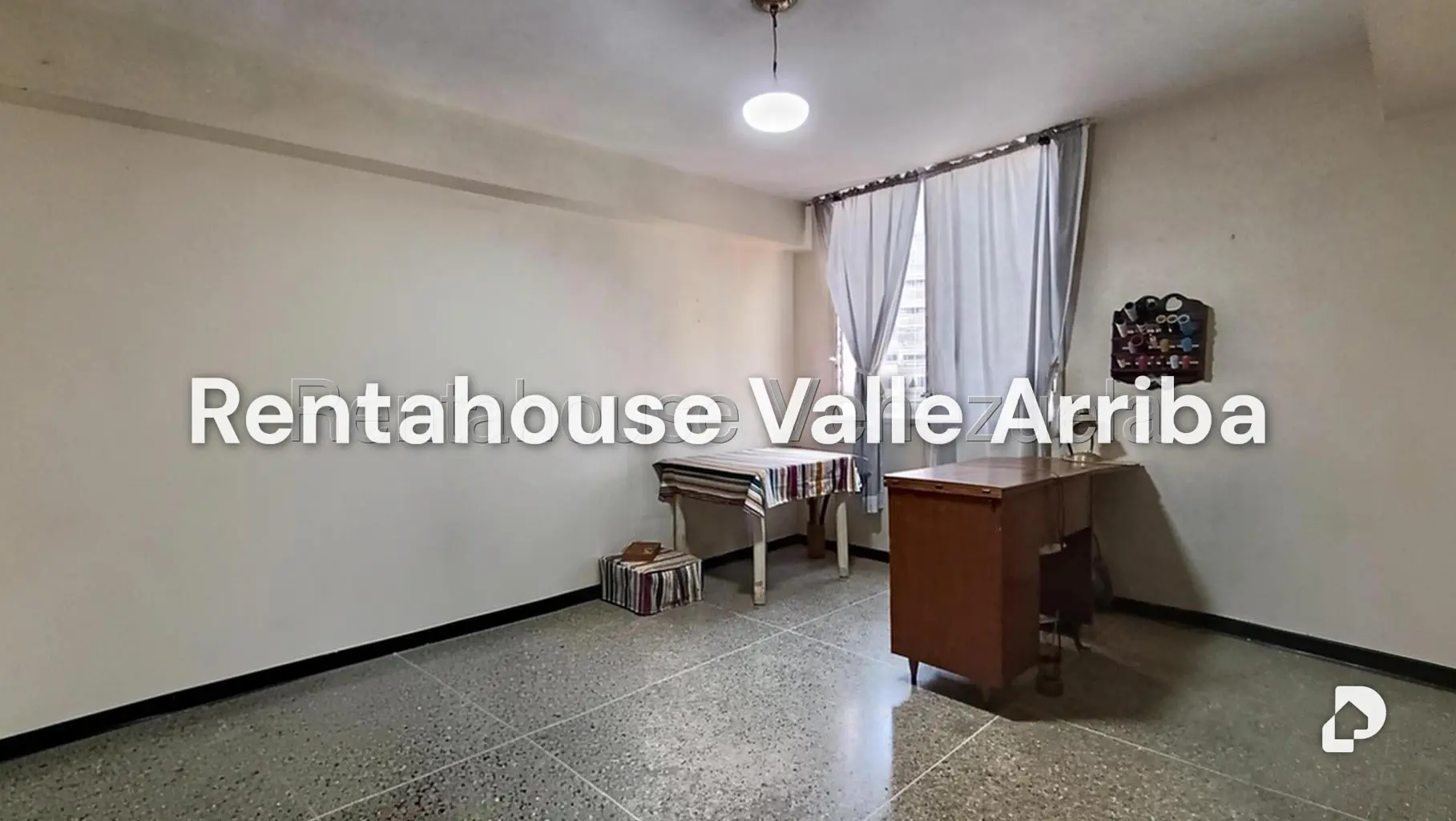 Apartamento en El Paraíso, Caracas – 26