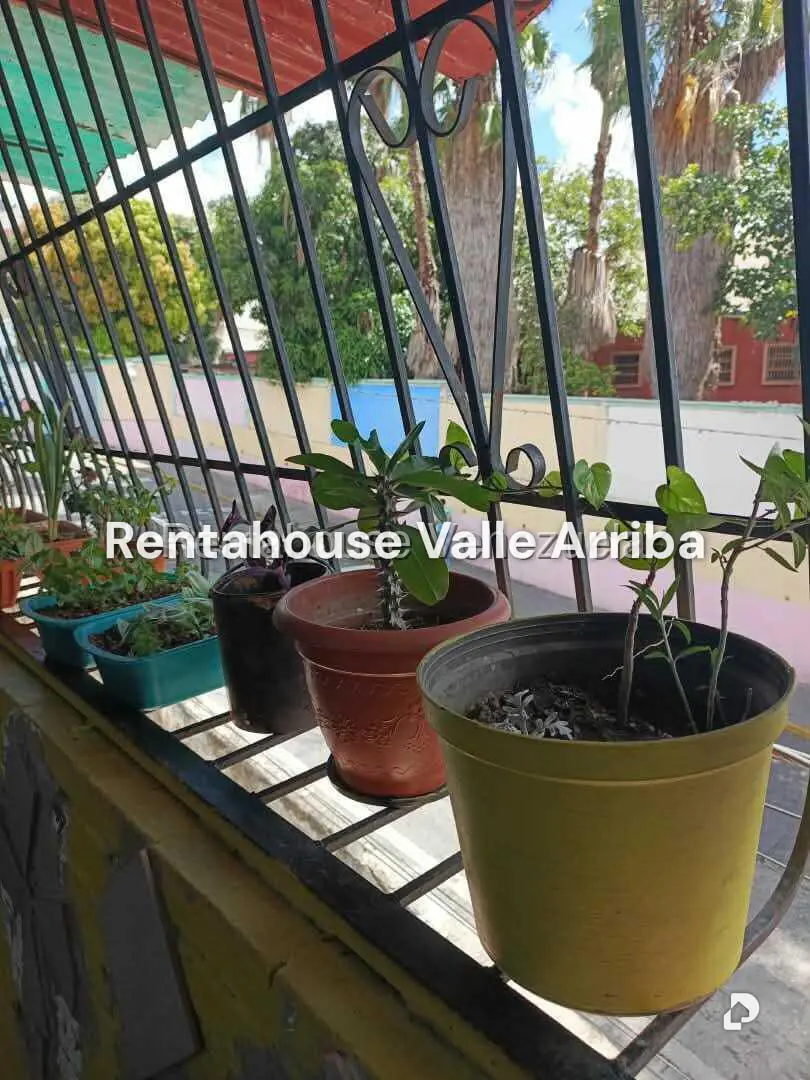 Casa en Catia, Caracas – 27