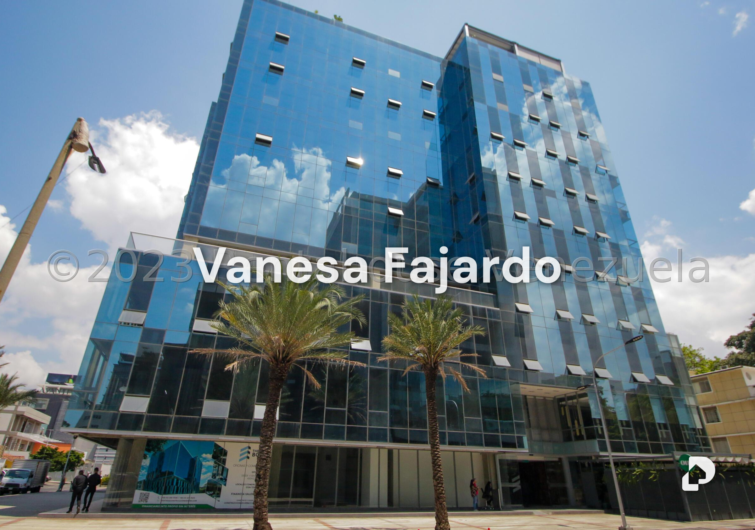 Oficina en Las Mercedes, Caracas – 13