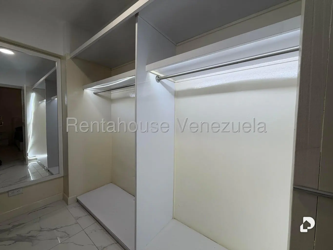 Apartment in Chuao, Caracas – 13