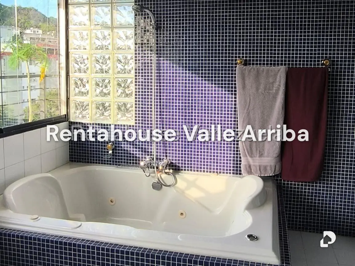 Apartamento en Cumbres de Curumo, Caracas – 23