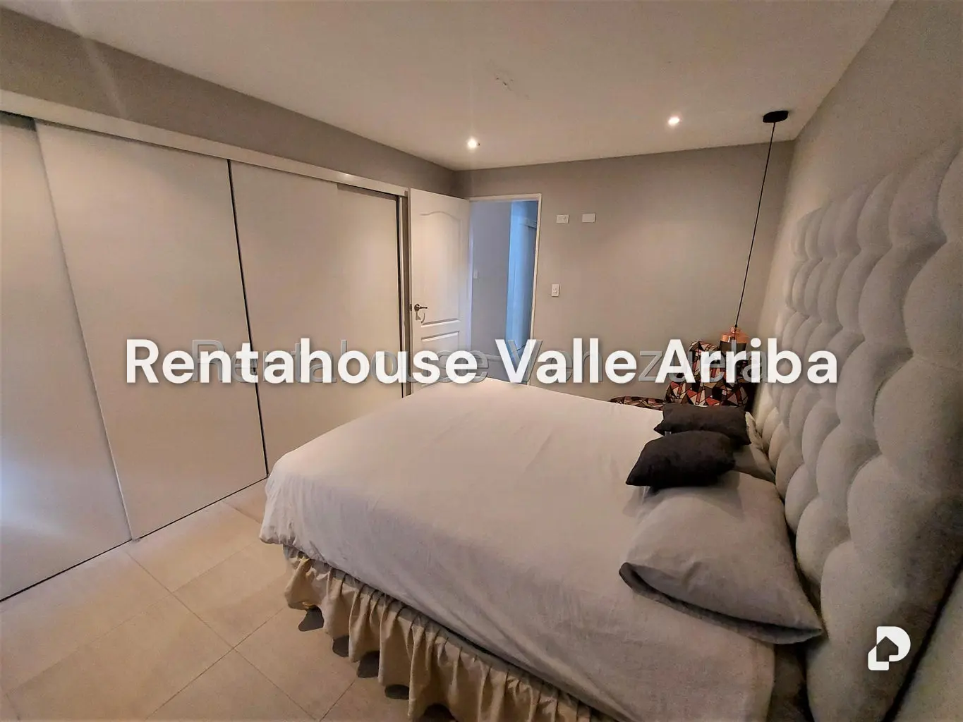 Apartamento en Altamira, Caracas – 15