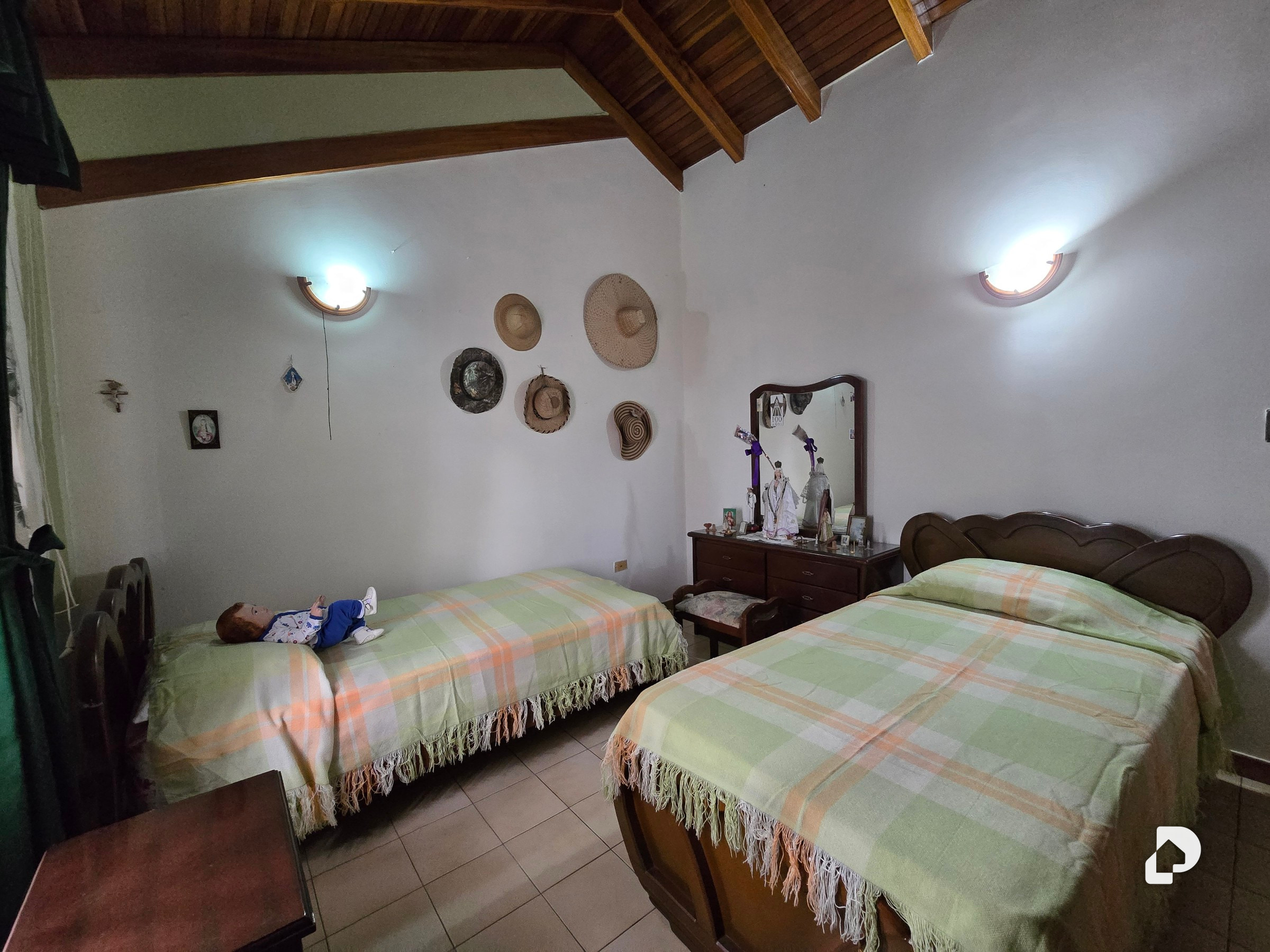 Casa en Urbanización Guaracarima, La Victoria – 11