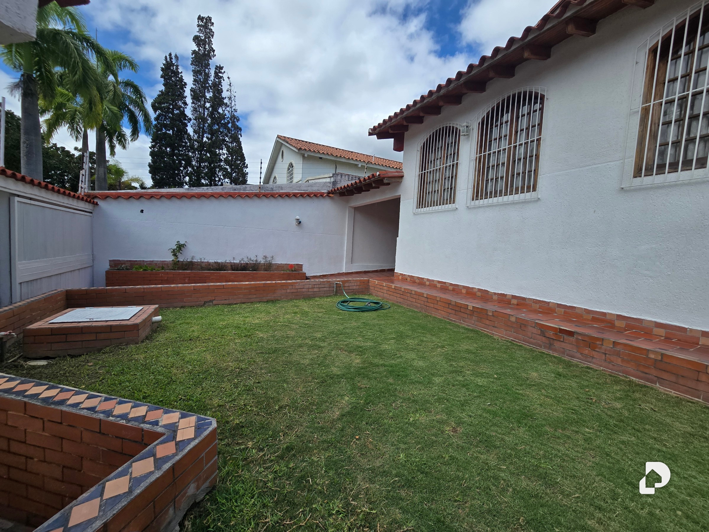 Casa en Urbanización Guaracarima, La Victoria – 3