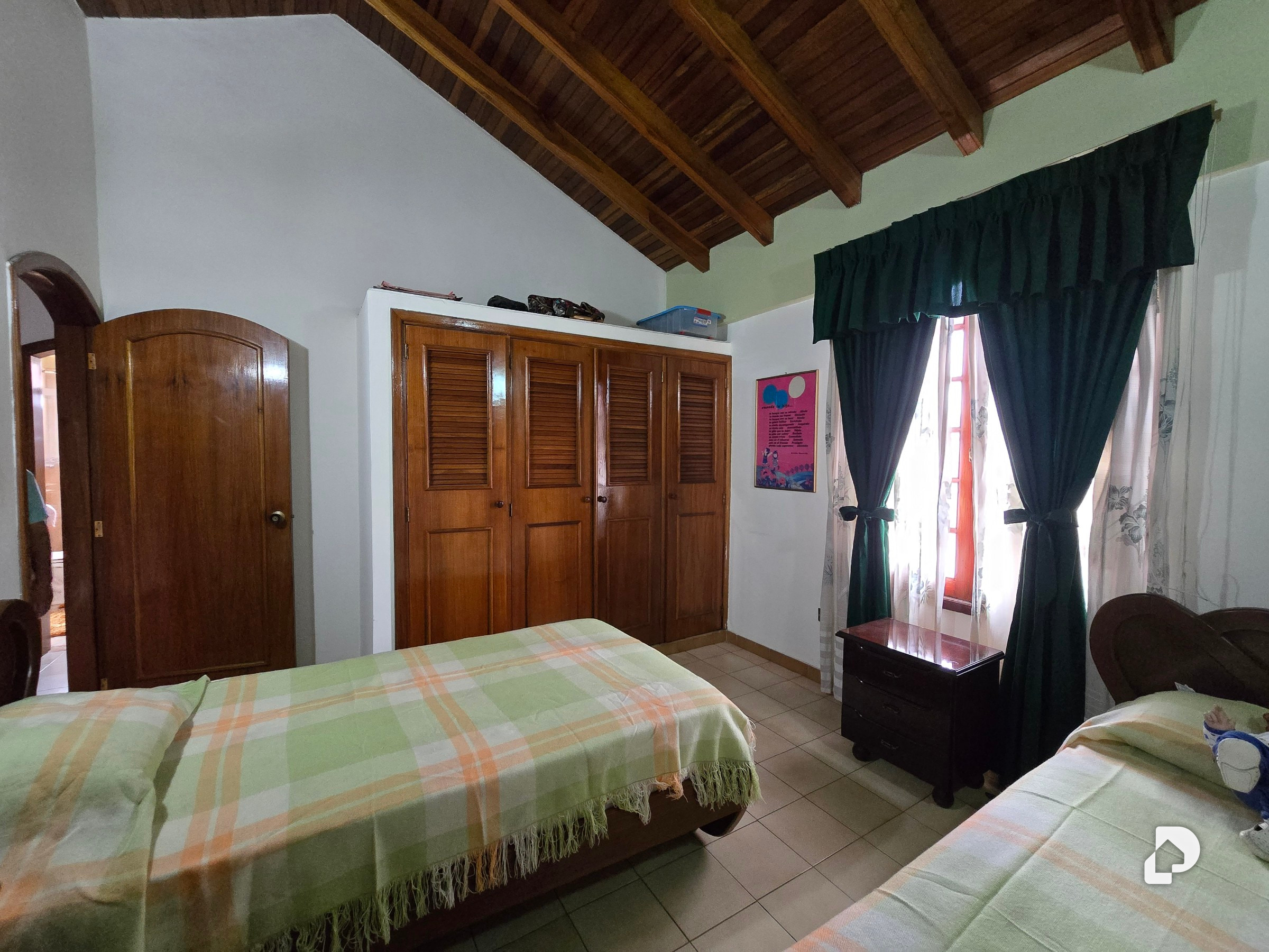 Casa en Urbanización Guaracarima, La Victoria – 10