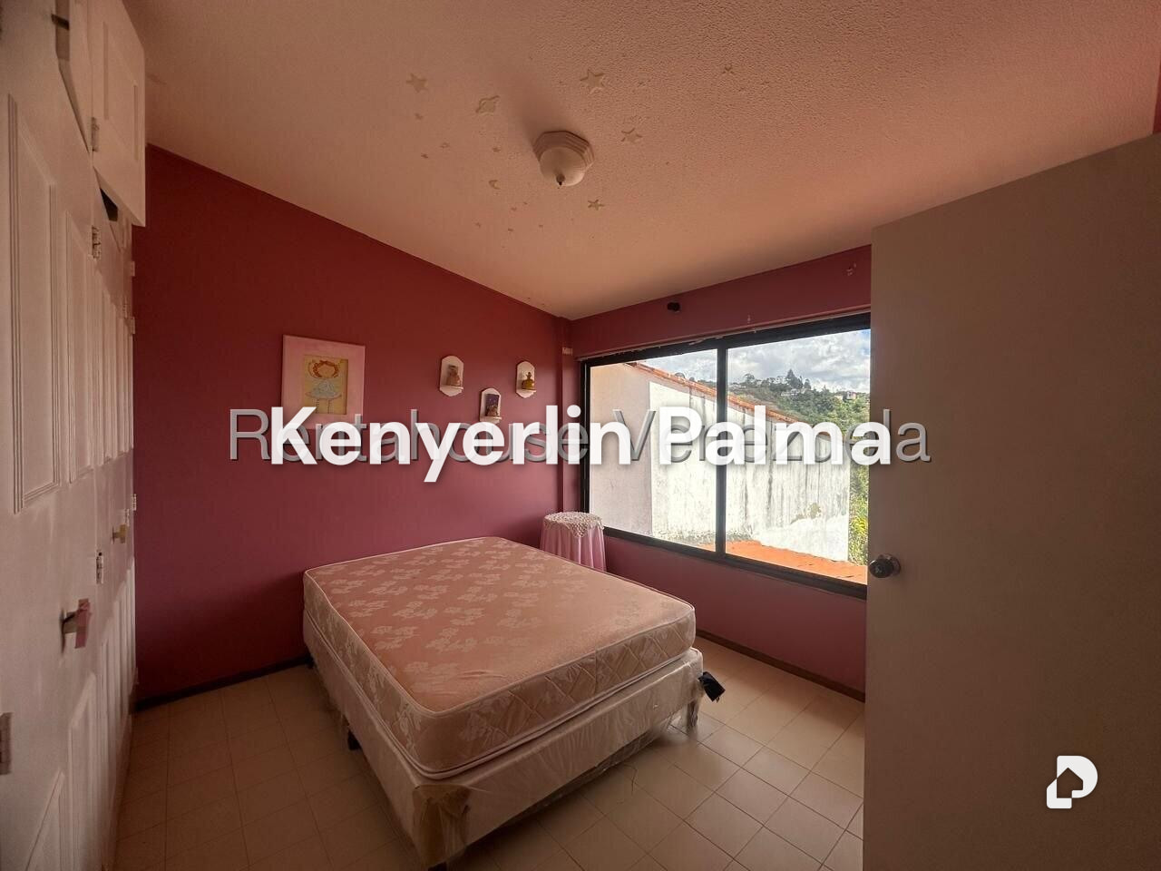 Casa en La Unión, Caracas – 18