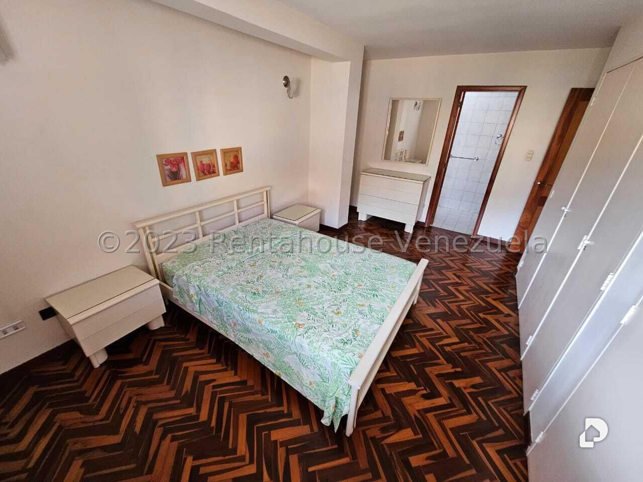 Casa en La Lagunita Country Club, Caracas – 12