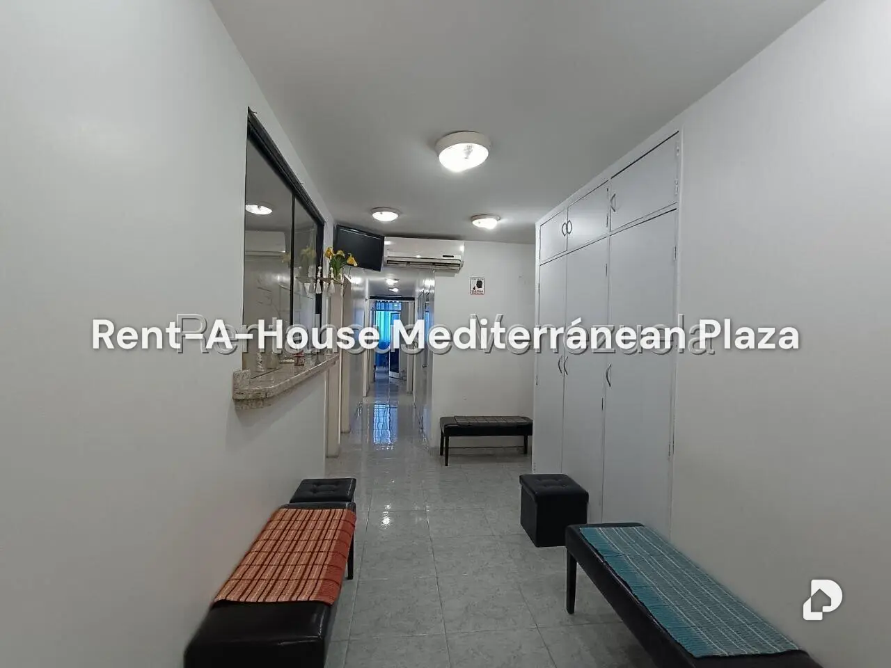 Local comercial en Avenida Bolivar Norte, Valencia – 3