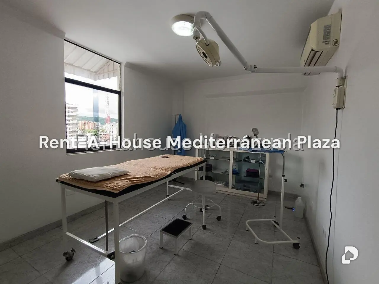 Local comercial en Avenida Bolivar Norte, Valencia – 1