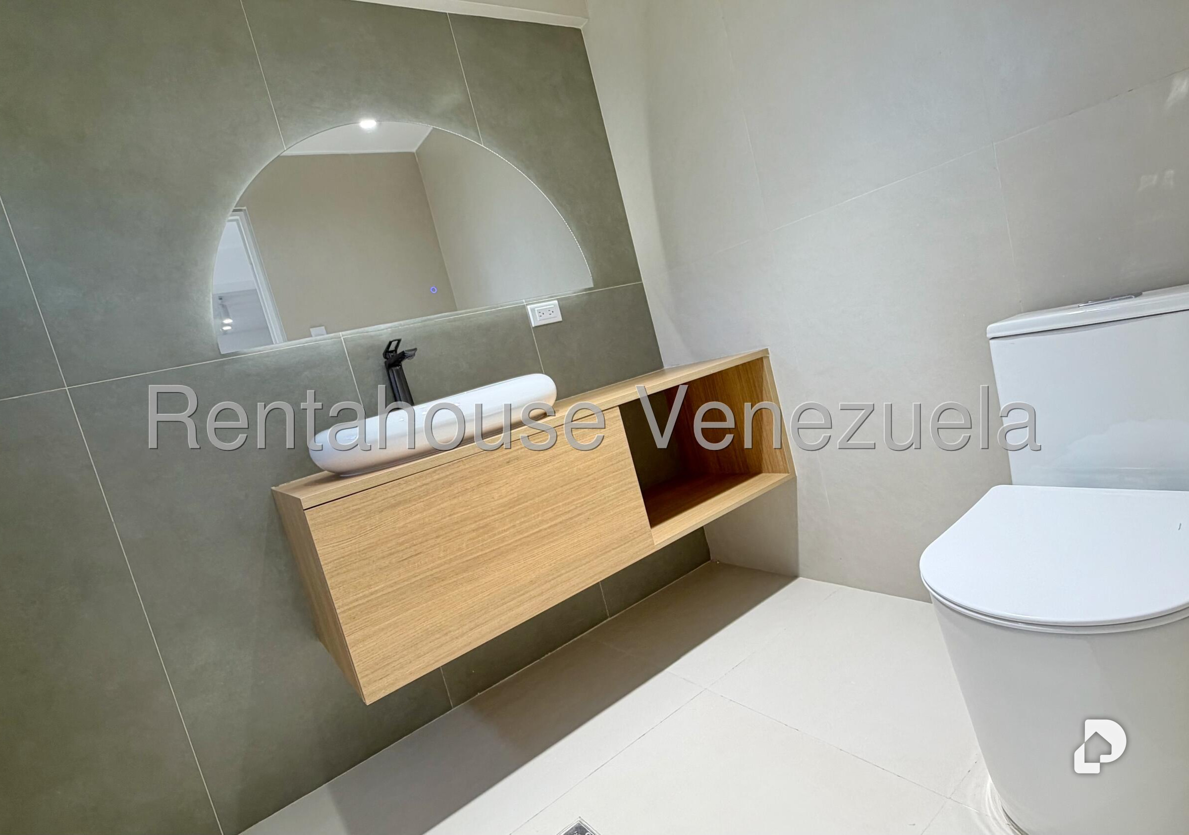 Apartamento en Cerro Verde, Caracas – 13
