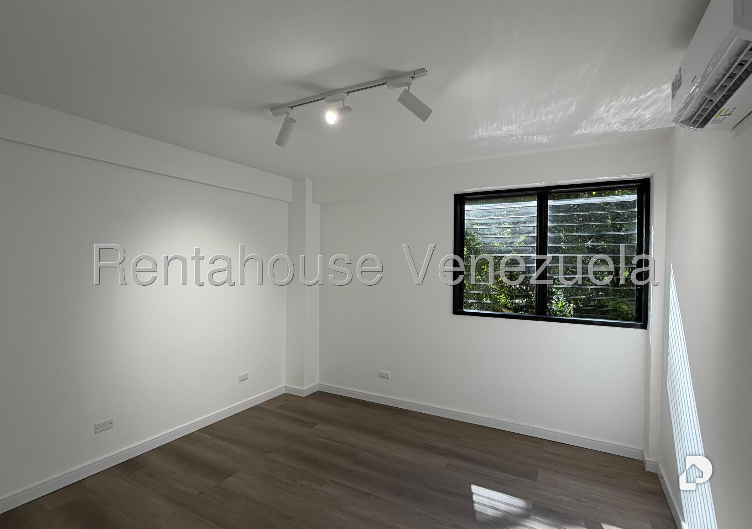 Apartamento en Cerro Verde, Caracas – 14