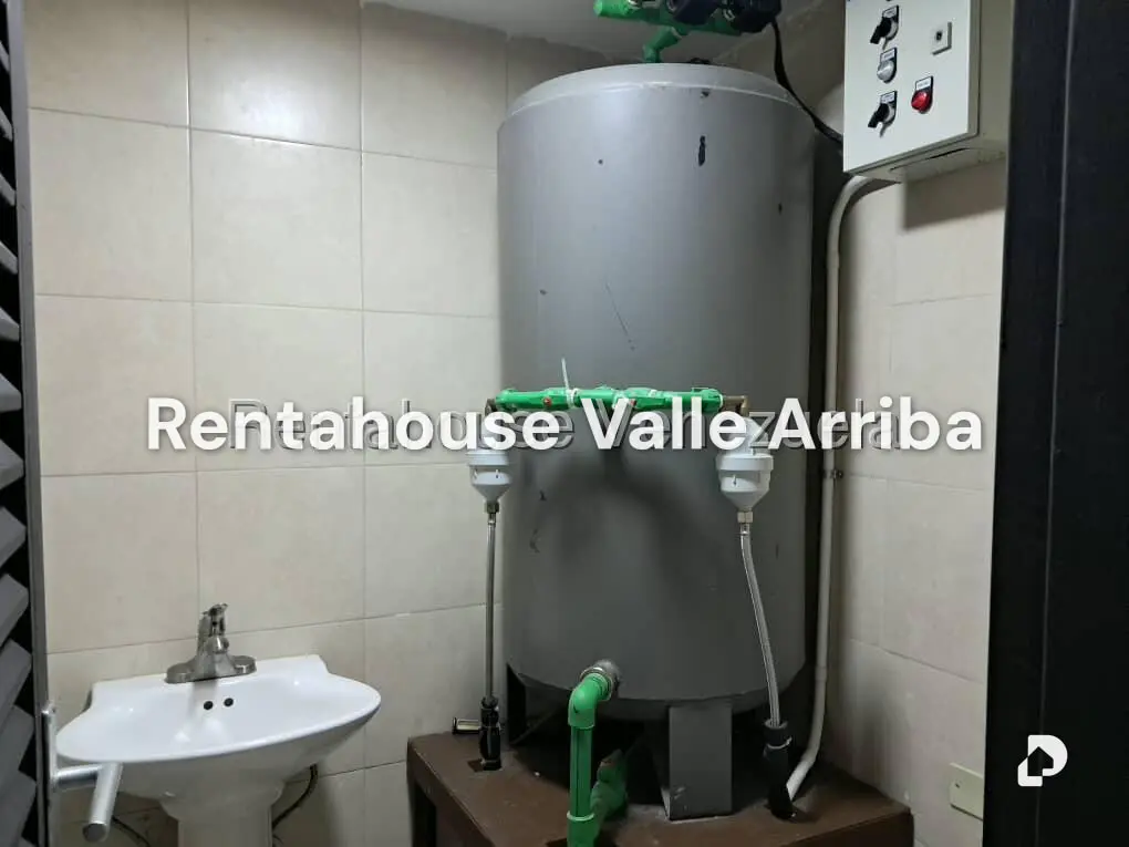 Local comercial en El Hatillo, Caracas – 17