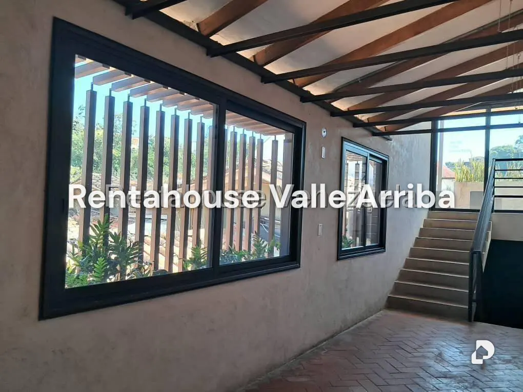 Local comercial en El Hatillo, Caracas – 28