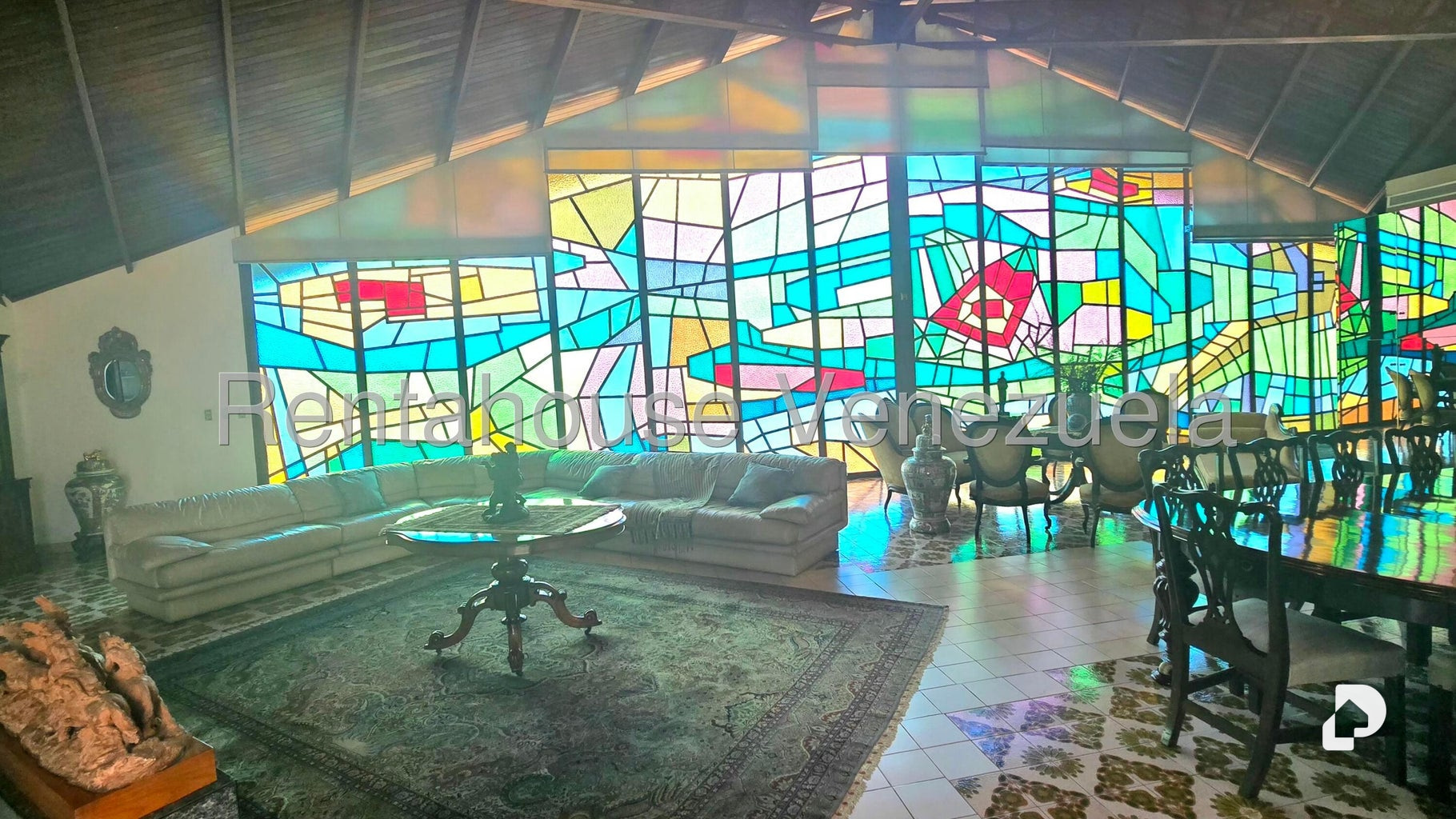 Casa en Colinas de Los Chaguaramos, Caracas – 16