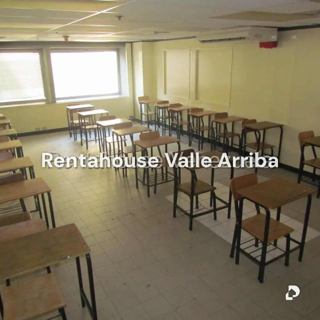 Local comercial en San Bernardino, Caracas – 12