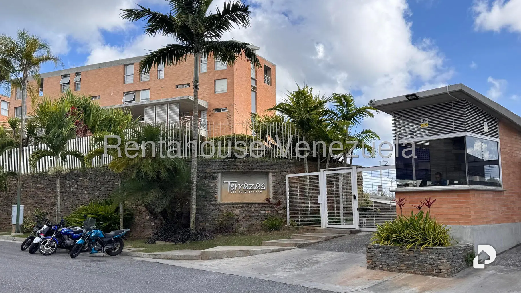 Apartamento en Alto Hatillo, Caracas – 28