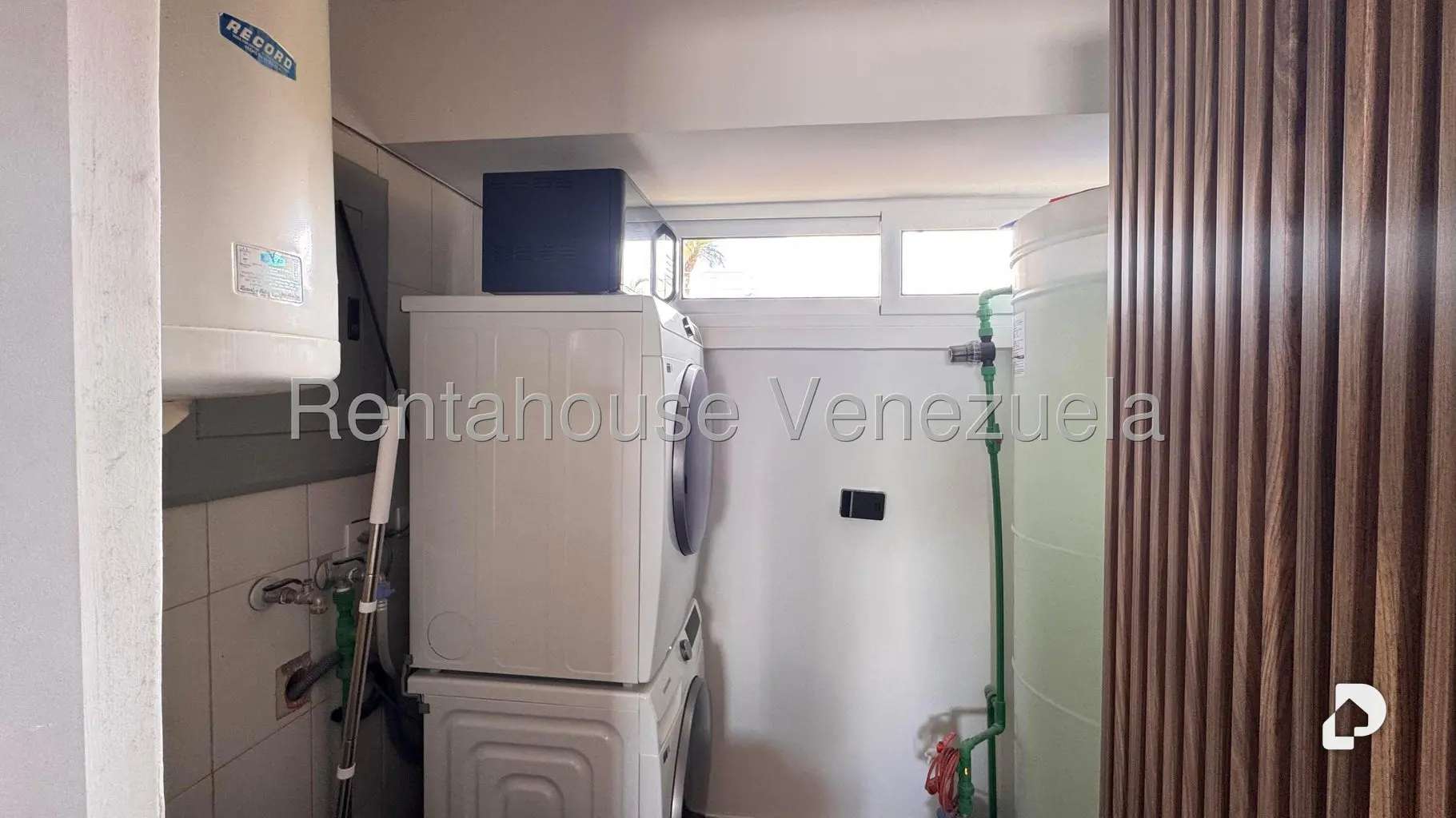 Apartamento en Alto Hatillo, Caracas – 24