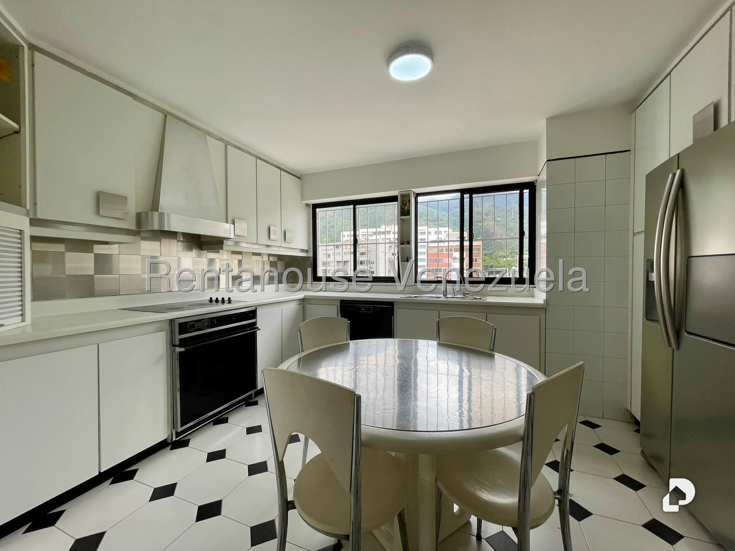 Apartamento en La Florida, Caracas – 27
