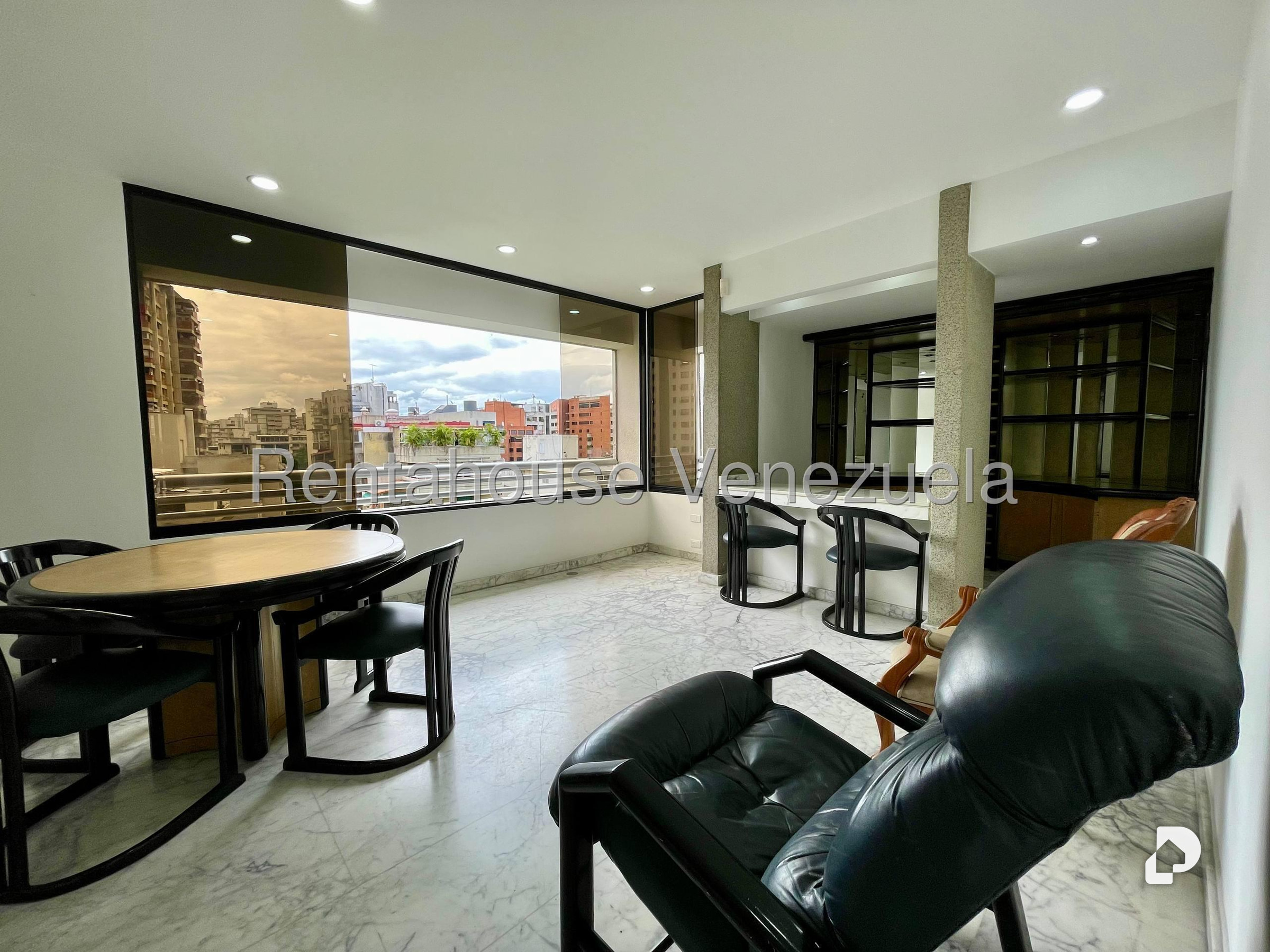 Apartamento en La Florida, Caracas – 16