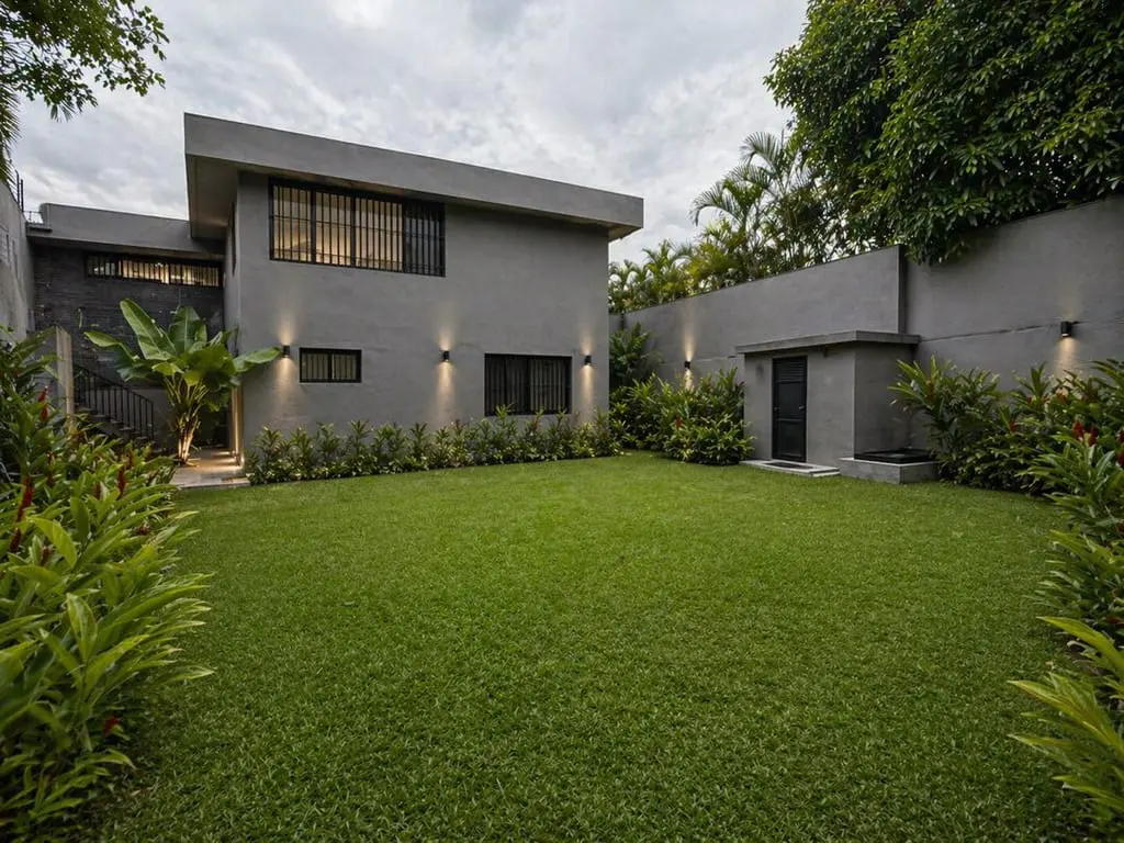 House in Altamira, Caracas - 1