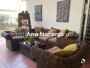 Casa en Prados del Este, Caracas – 23