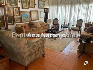 Casa en Prados del Este, Caracas – 3