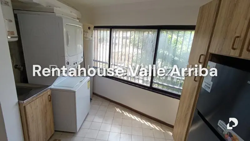 Apartamento en Altamira, Caracas – 11