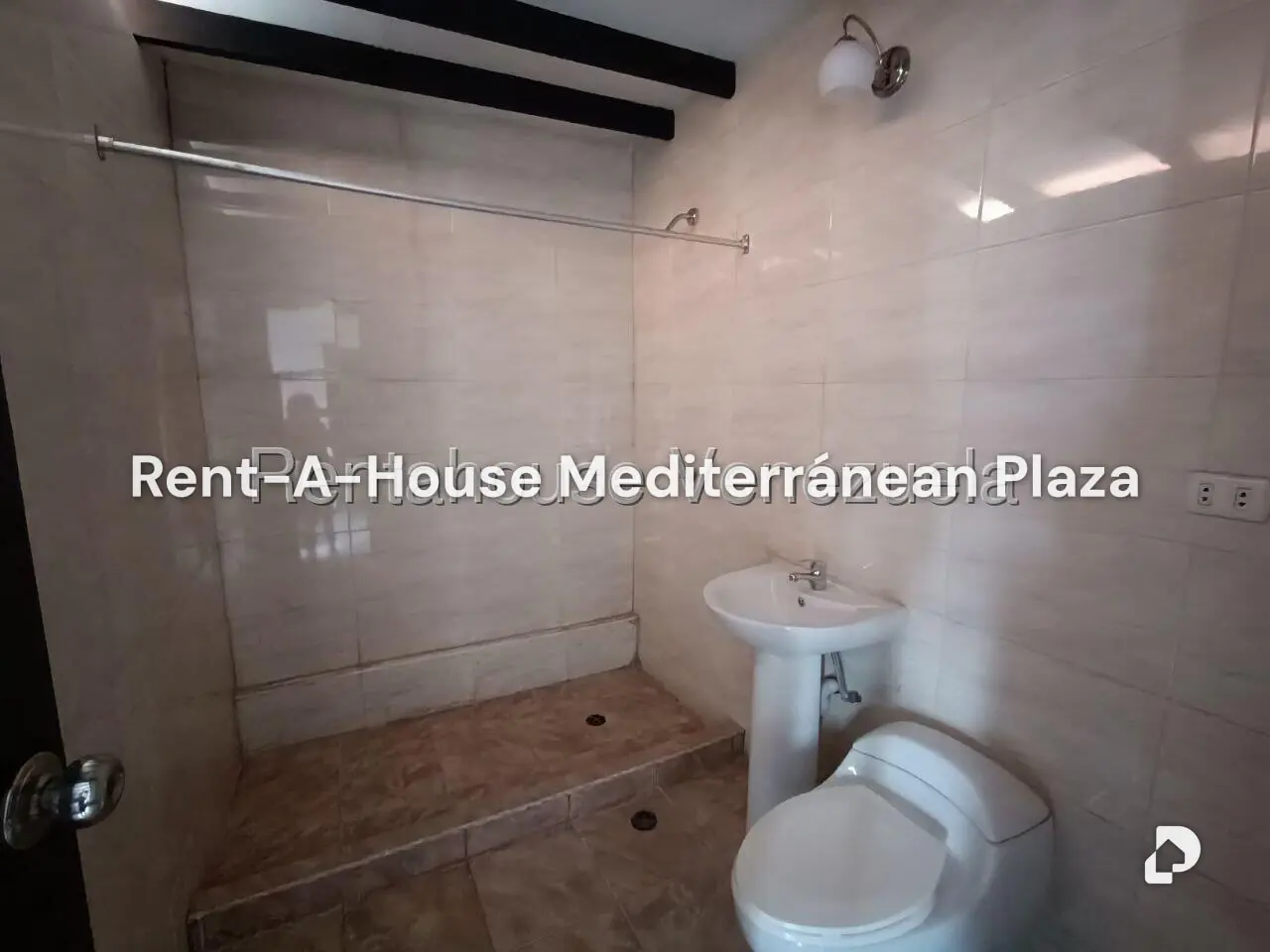 Apartment in La Granja, Naguanagua – 28