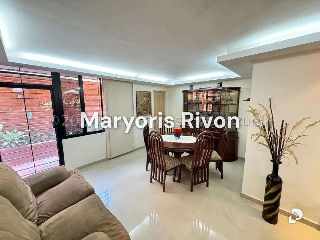 Apartamento en Colinas de La Tahona, Caracas – 11