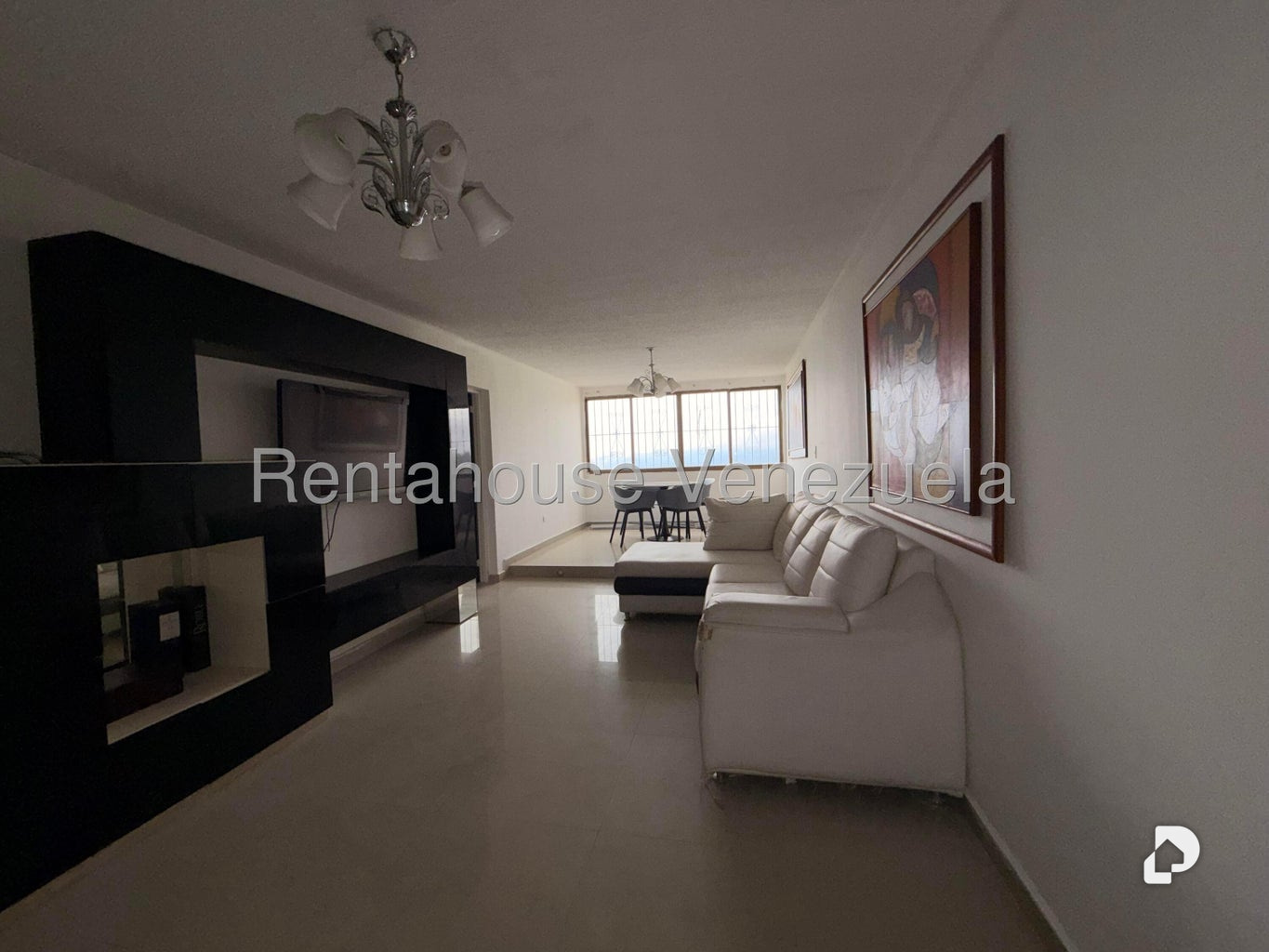Apartamento en La Rosaleda, San Antonio de Los Altos – 2