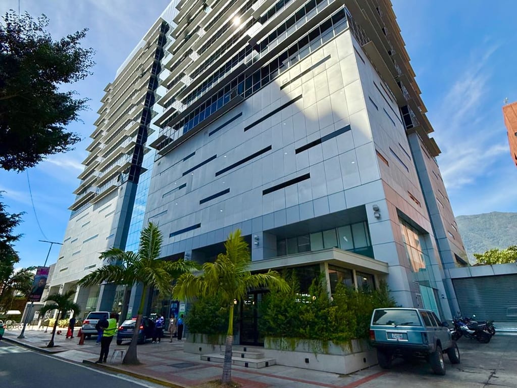 Oficina en Las Mercedes, Caracas - 1