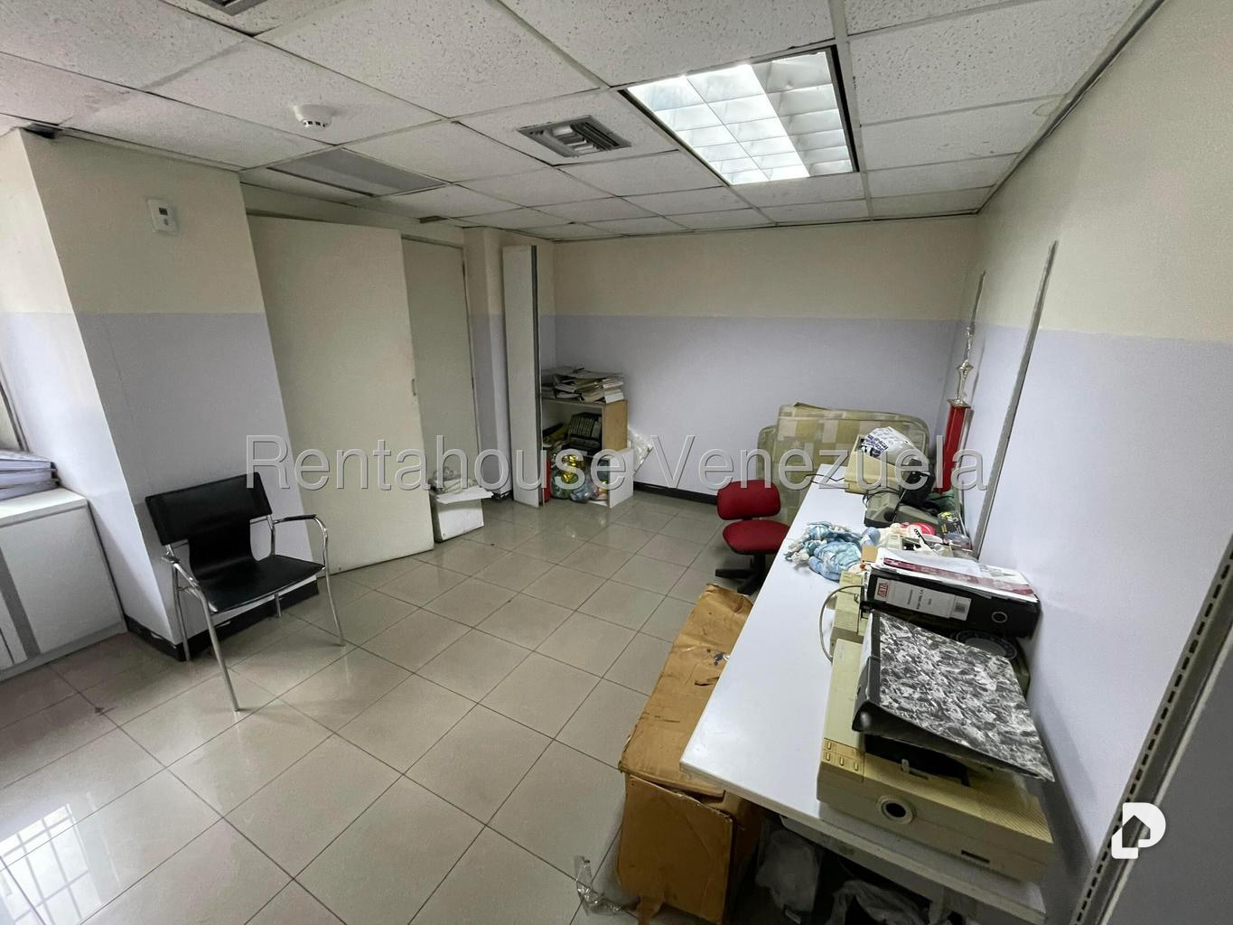 Oficina en Parroquia Catedral, Caracas – 21