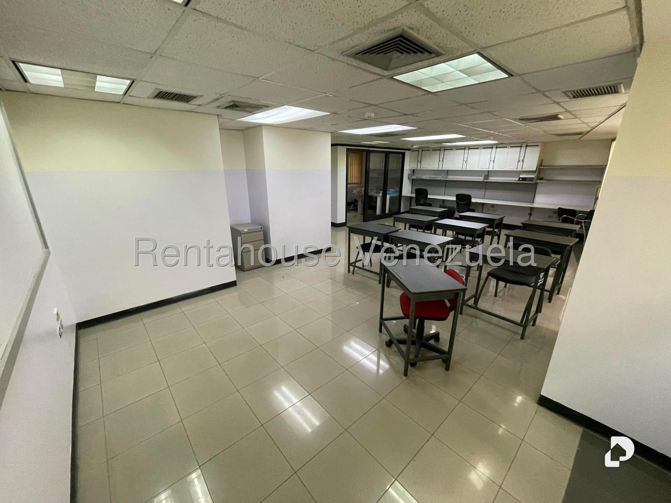 Oficina en Parroquia Catedral, Caracas – 26