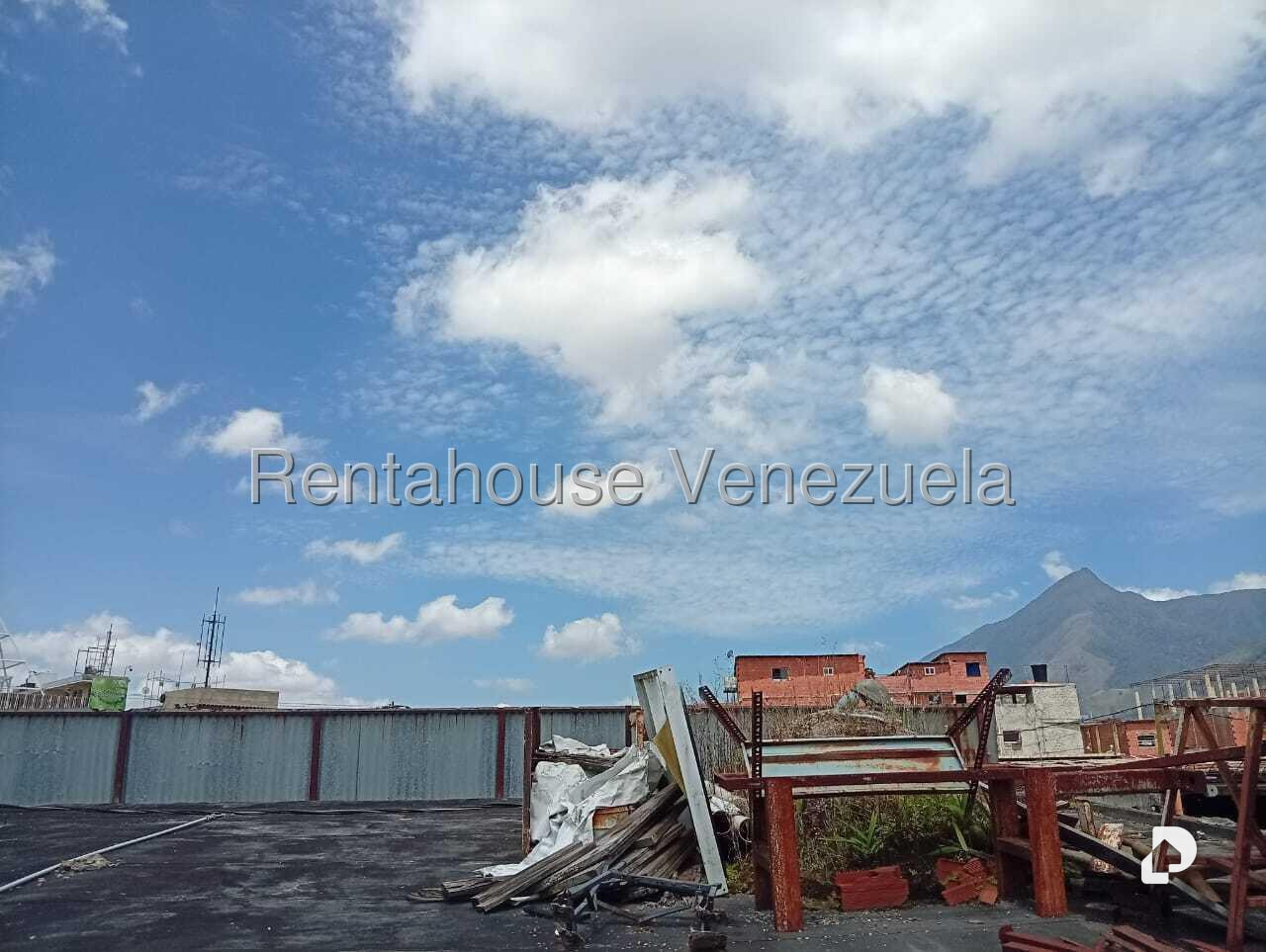 Galpón en Petare, Caracas – 21