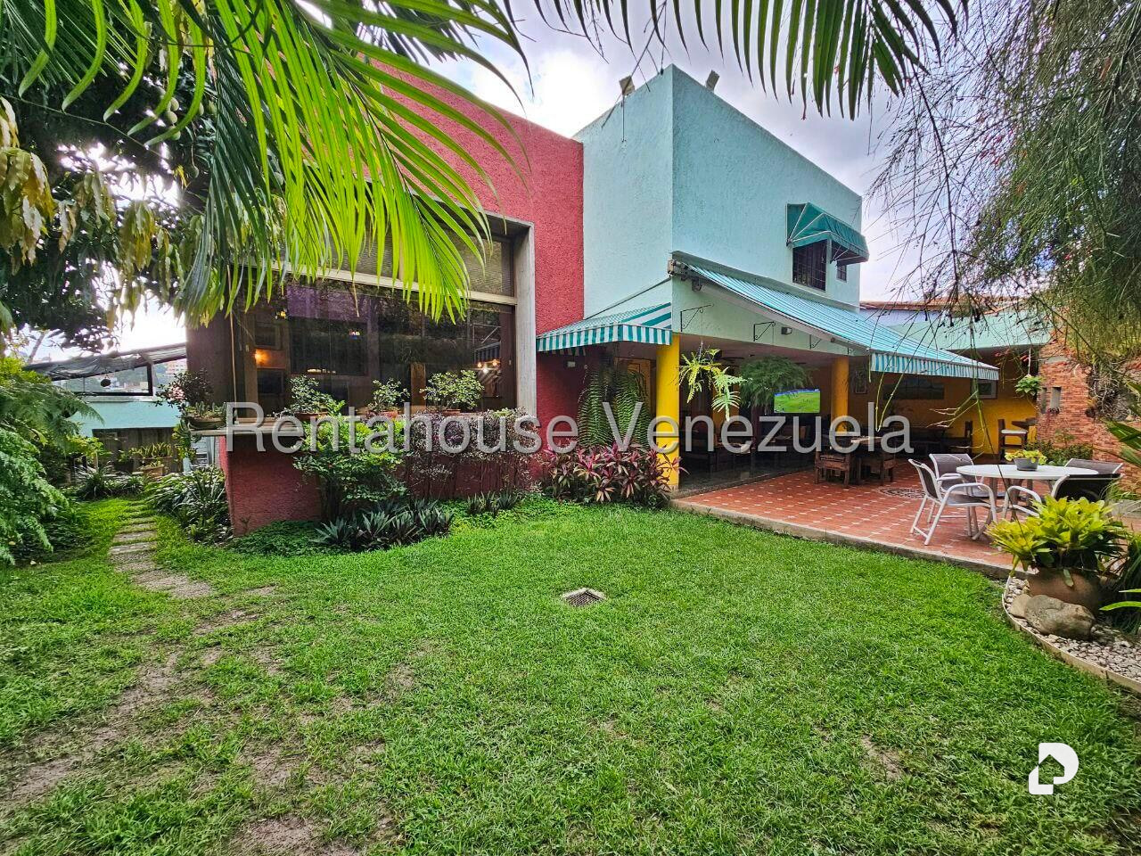 House in La Tahona, Caracas – 26