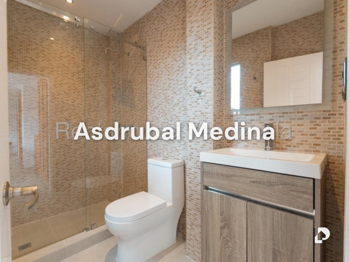 Apartamento en Campo Alegre, Caracas – 11