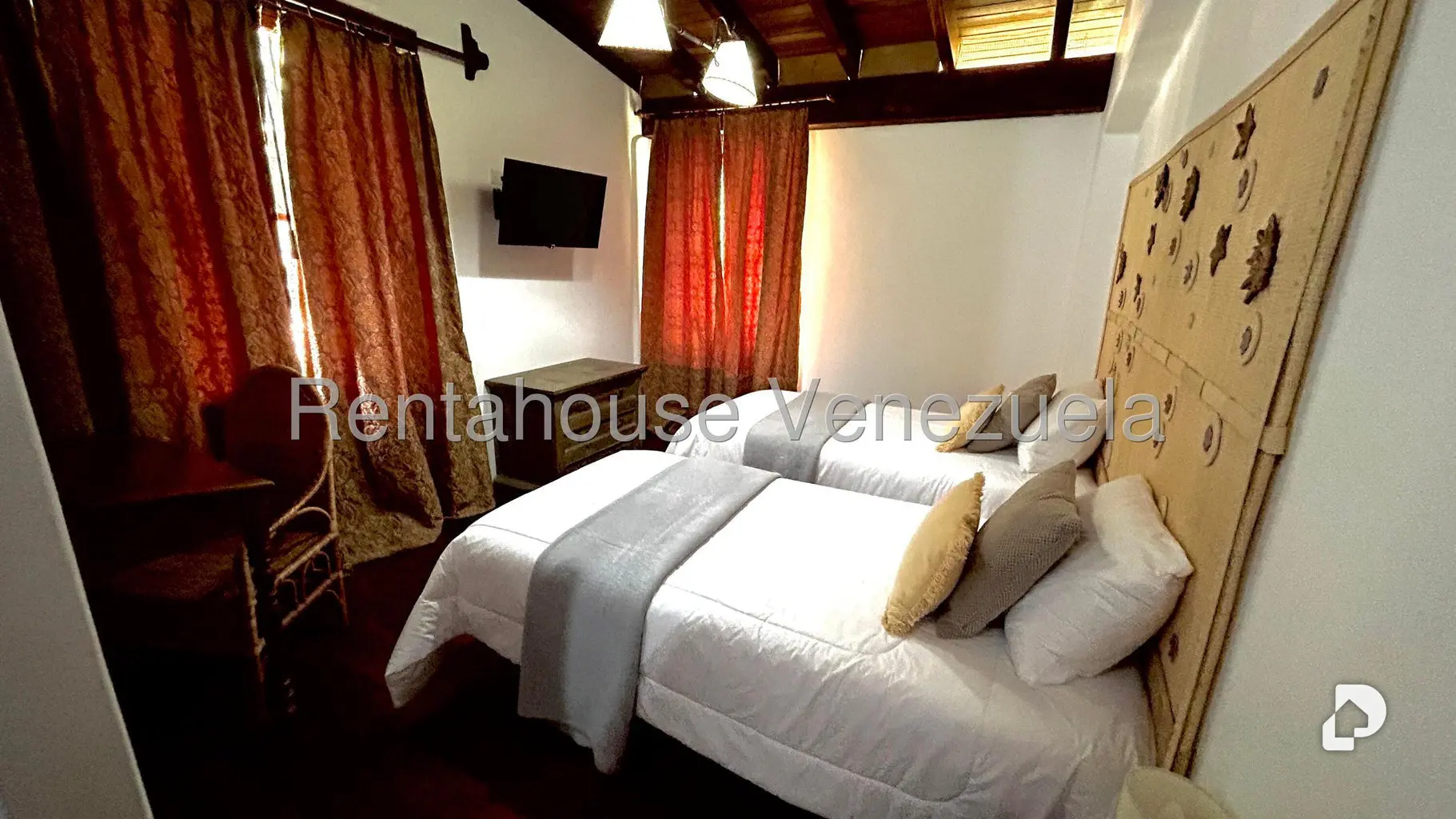 Casa en Oripoto, Caracas – 20