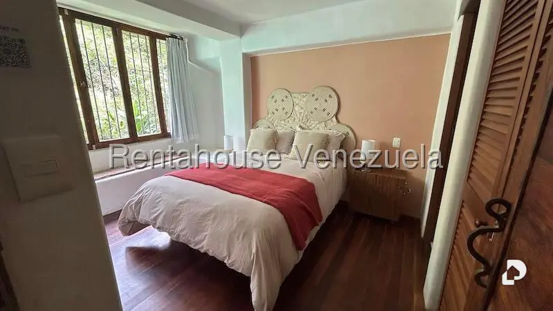 Casa en Oripoto, Caracas – 14