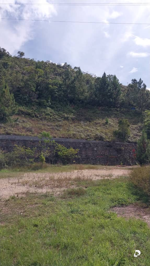 Land in La Trinidad, Caracas – 2