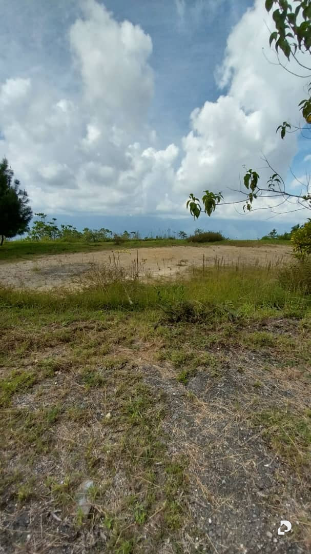 Land in La Trinidad, Caracas – 19