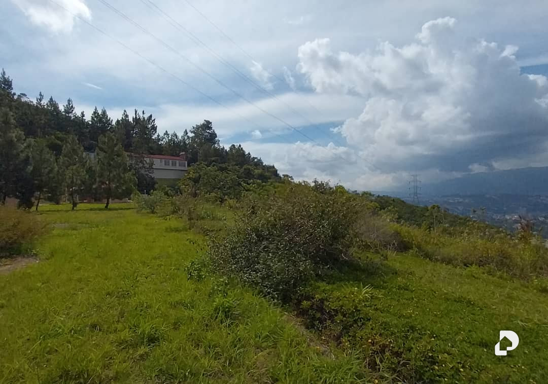 Land in La Trinidad, Caracas – 9