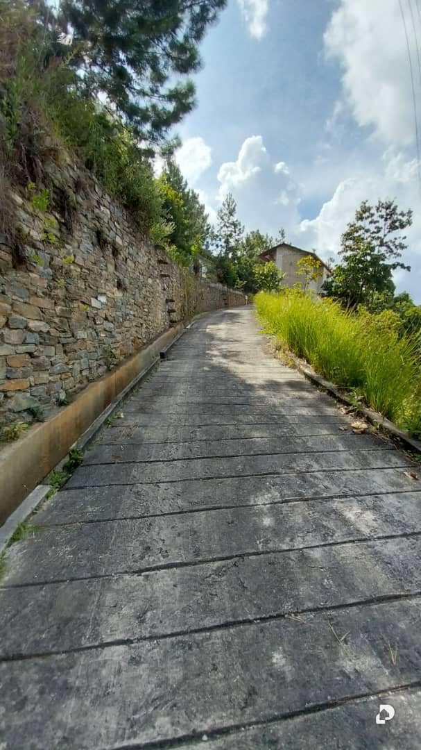 Land in La Trinidad, Caracas – 14