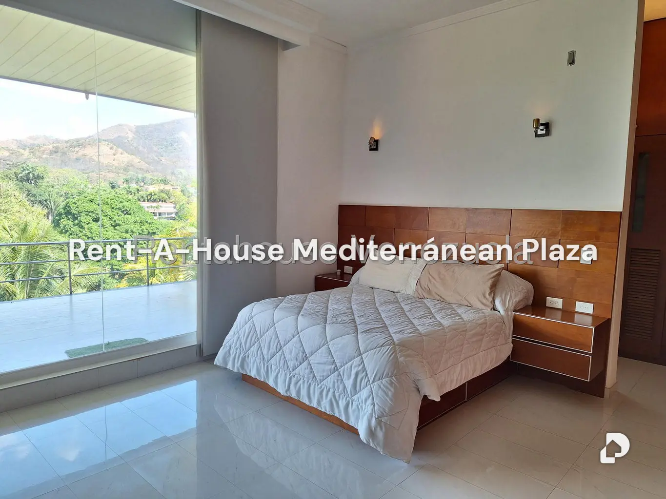 Casa en Altos de Guataparo, Valencia – 13