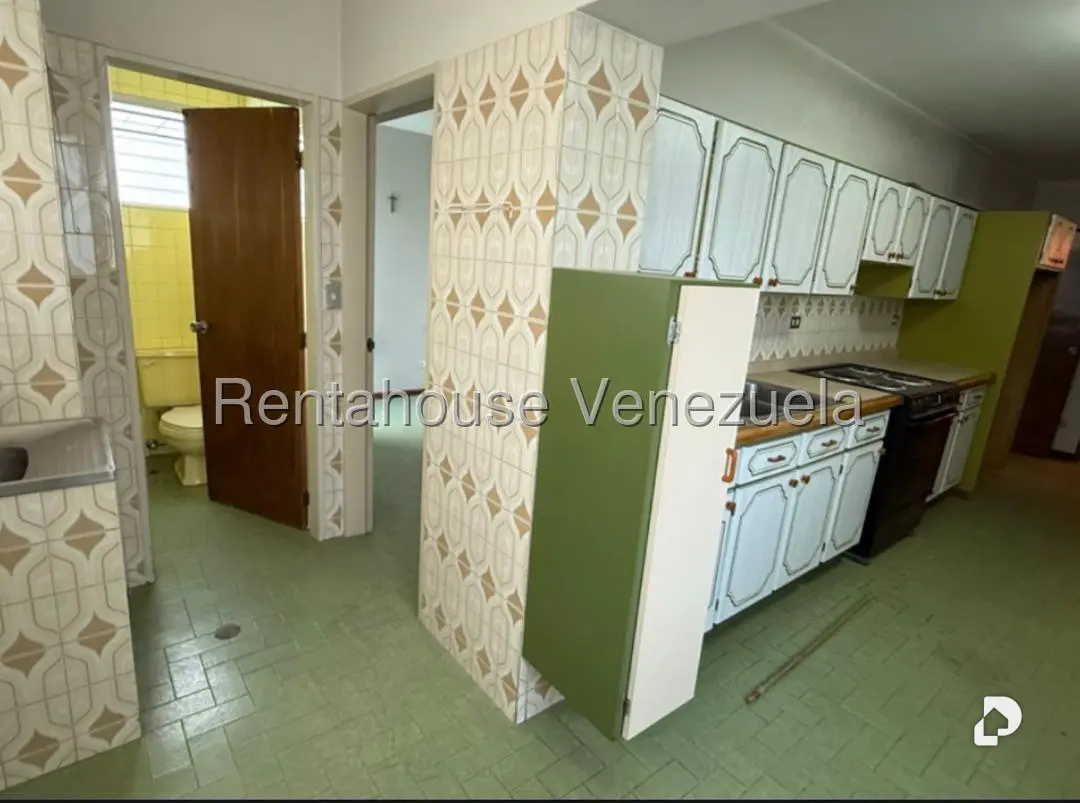 Apartamento en Colinas de Santa Mónica, Caracas – 13
