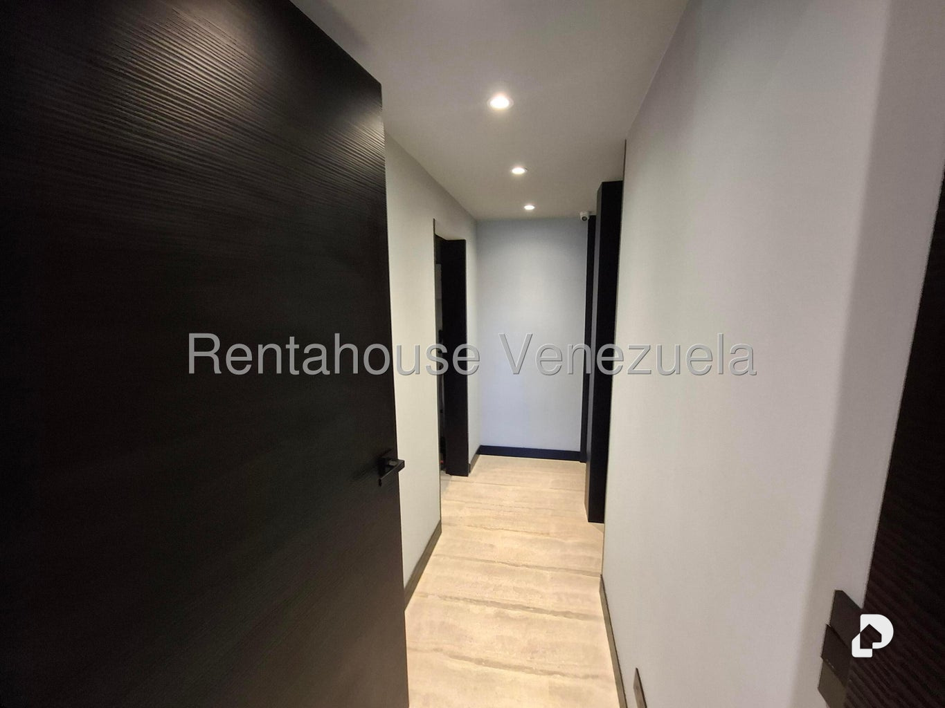 Apartamento en El Rosal, Caracas – 16