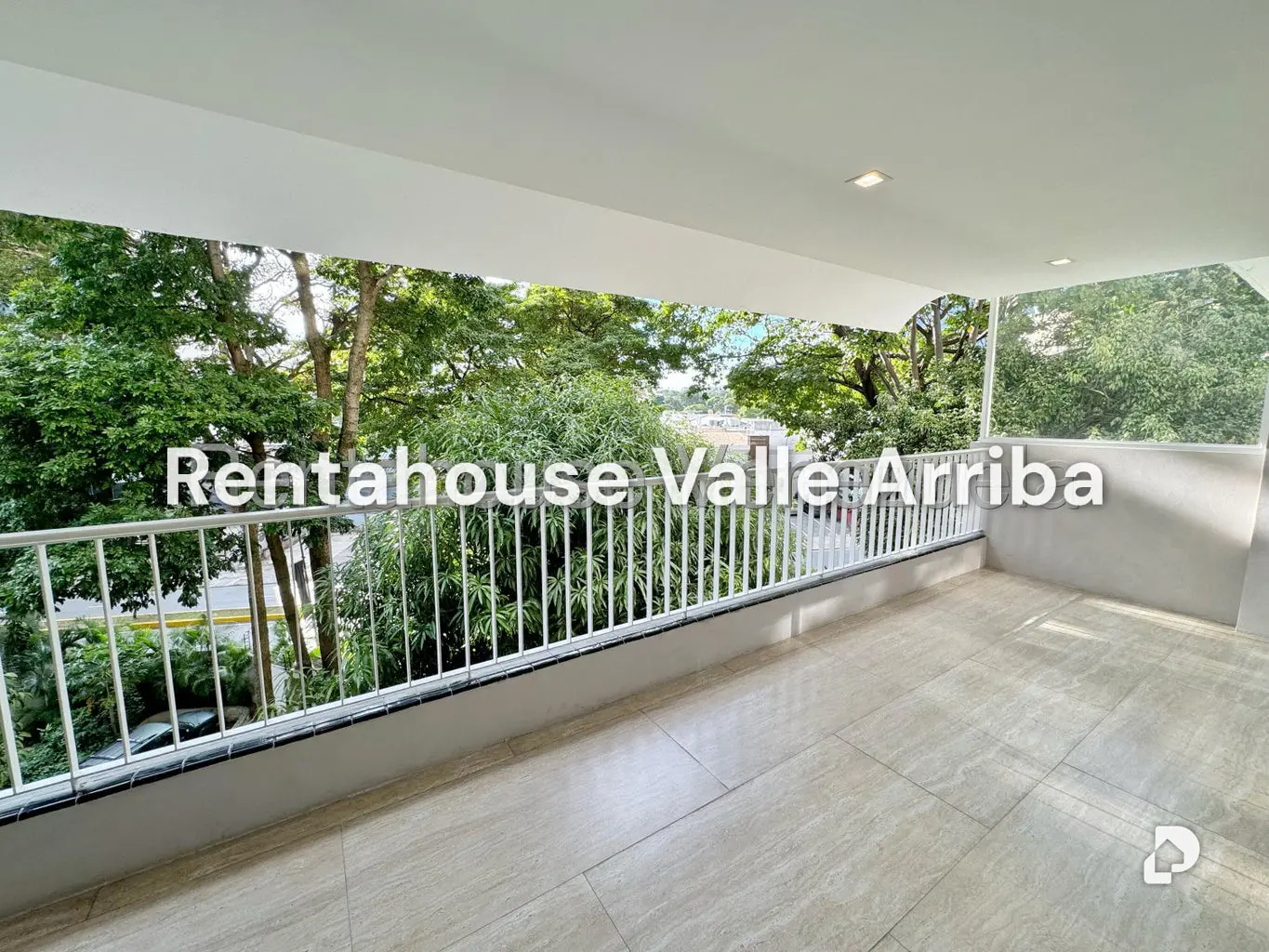 Apartamento en Altamira, Caracas – 13