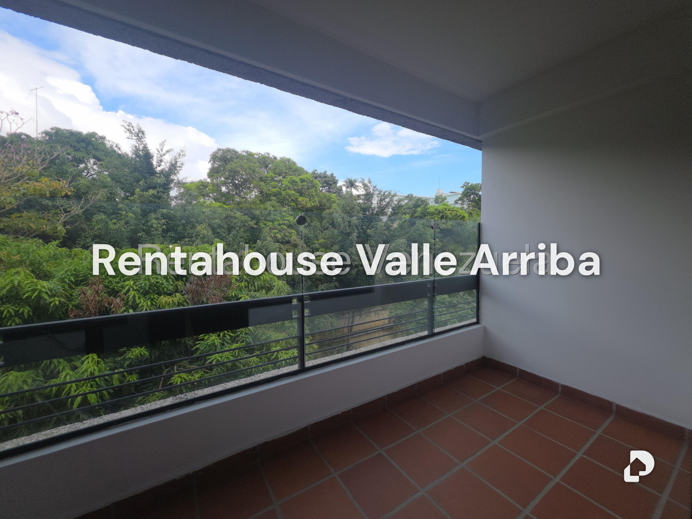 Apartamento en Las Mercedes, Caracas – 28