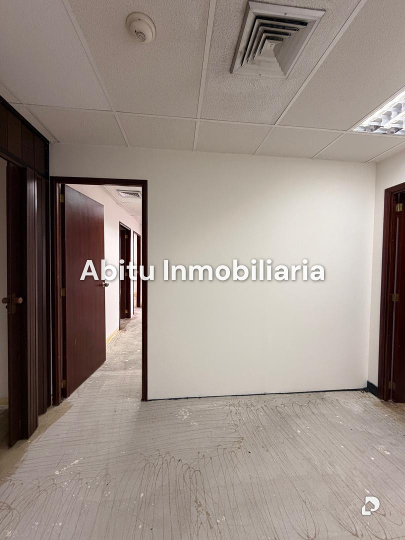 Oficina en Chuao, Caracas – 10