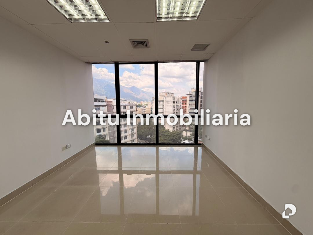 Oficina en Chuao, Caracas – 3
